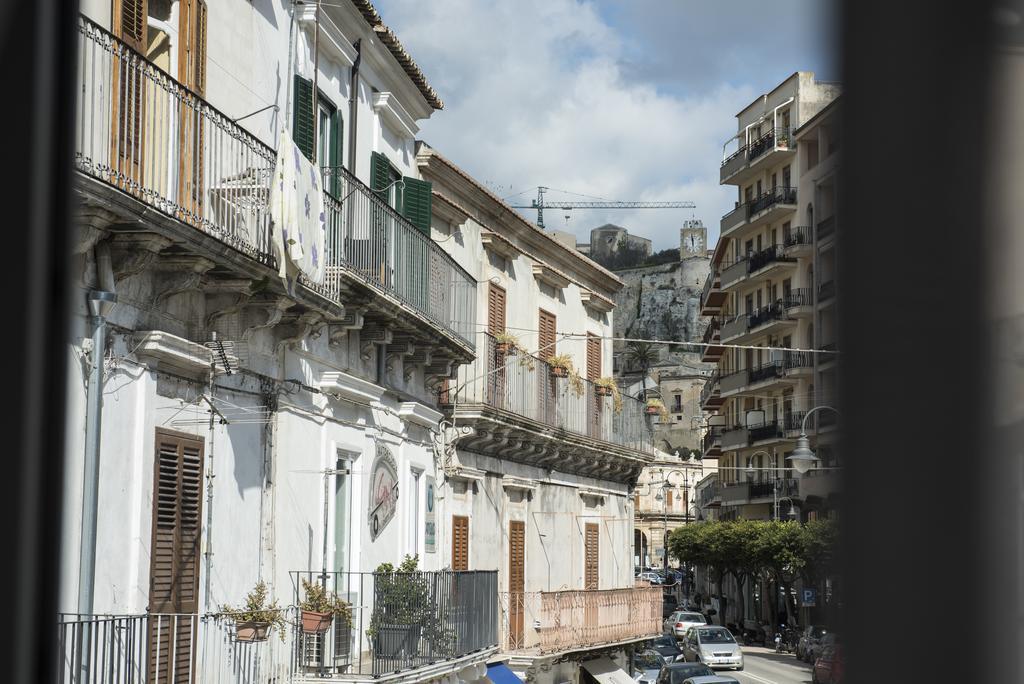 Villa Casa Matteotti à Modica Extérieur photo